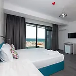 Hotel H Pe Plaja Belona *