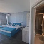 H Pe Plaja Belona
