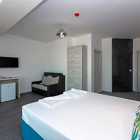Otel H Pe Plaja Belona Eforie Nord