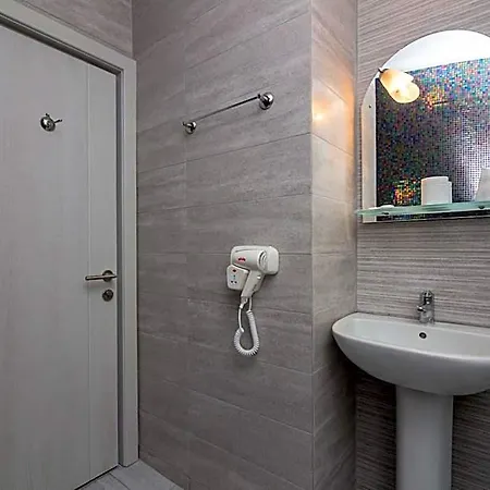 H Pe Plaja Belona Otel